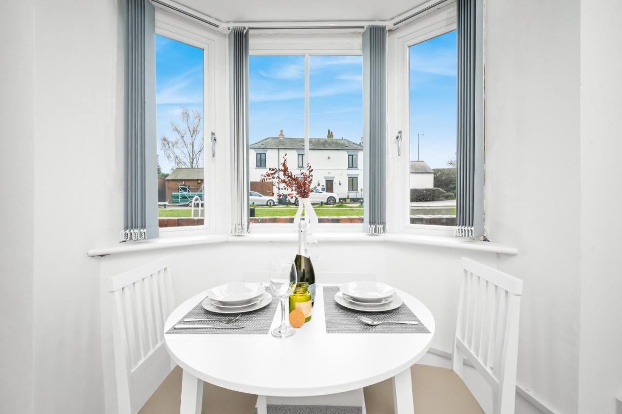 Beautiful Waterside Apartment - Parking - Perry Barr - Top Rated Birmingham Esterno foto